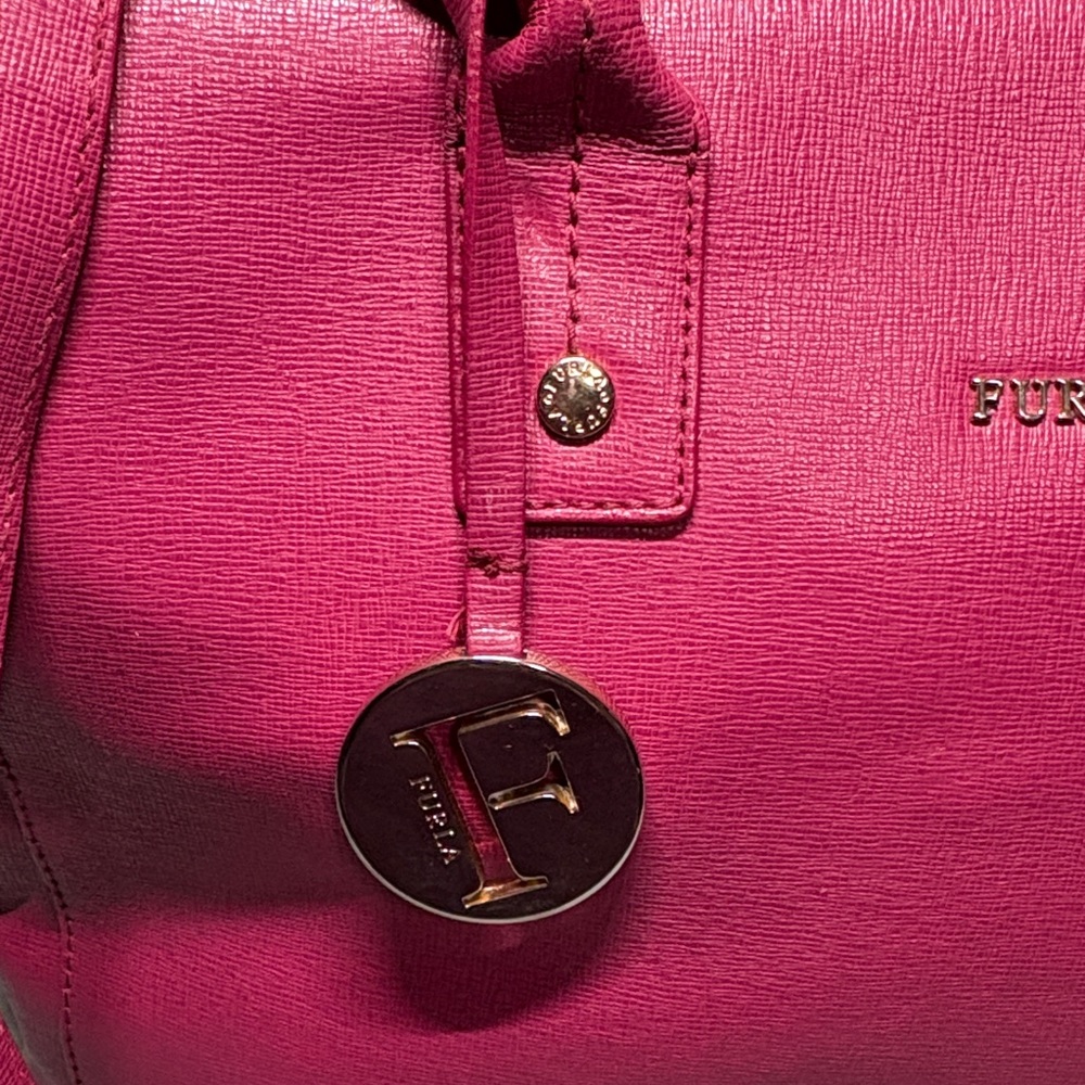 Furla Fuchsia Pink Saffiano Leather Gialla Satchel Handbag Crossbody EUC - Picture 3 of 14
